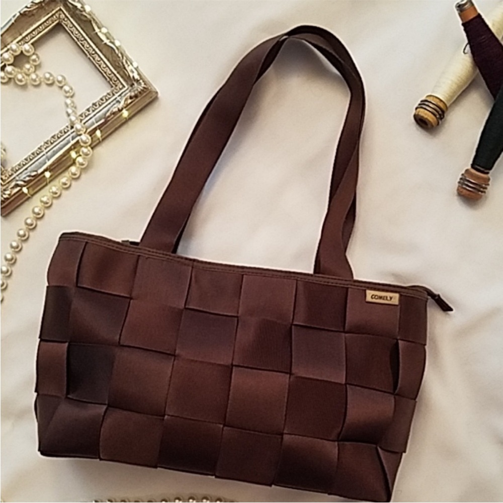 Comely Authentic Large dark brown Seatbelt Shoulder Bag excellent 8”x16”